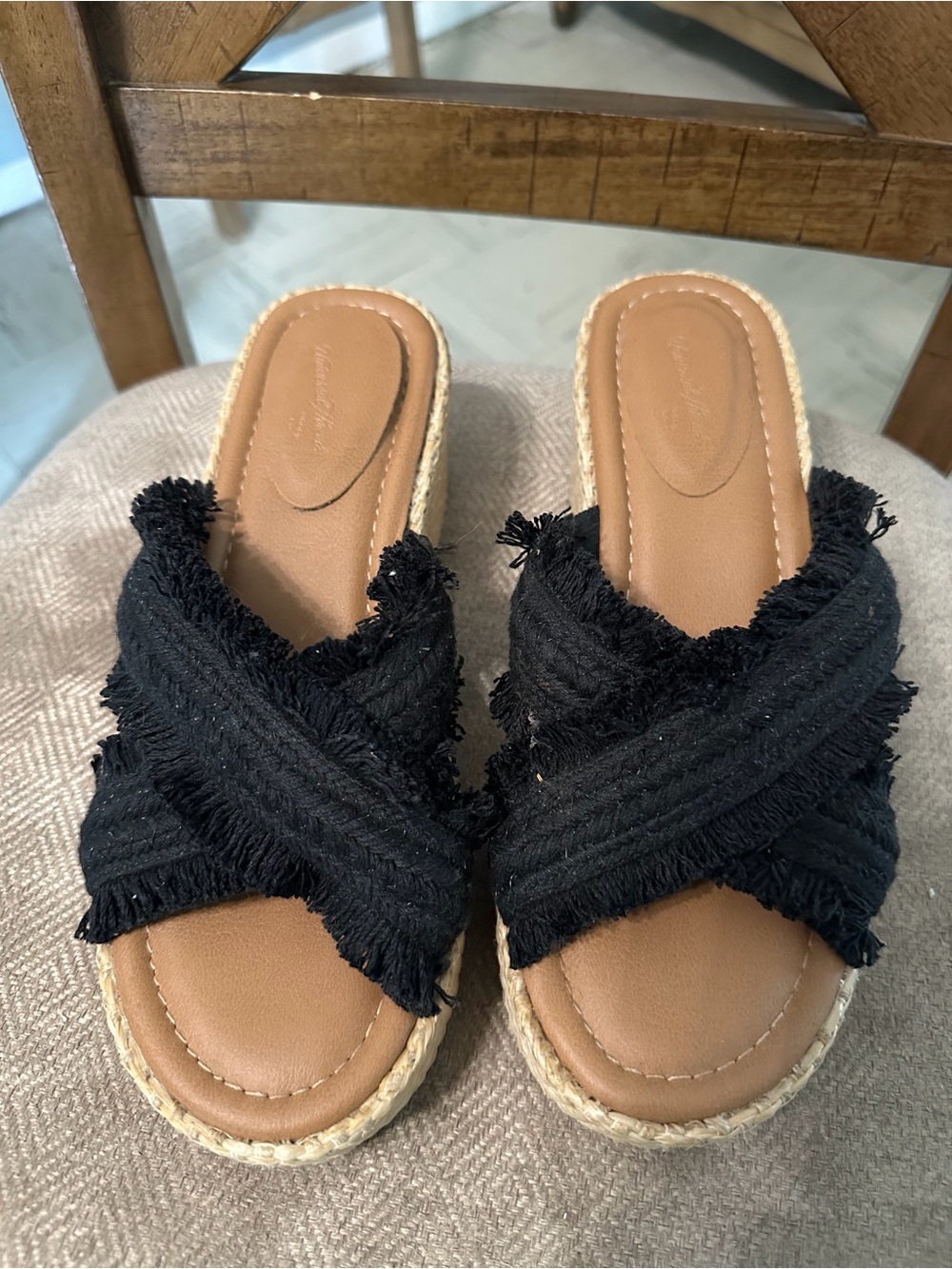 Universal Thread Black Fringed Cross-Band Espadrille Mules
